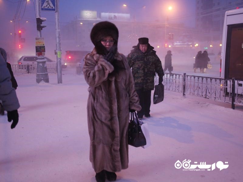 یاکوتسک دارای زمستانی طولانی و دیوانه کننده می باشد