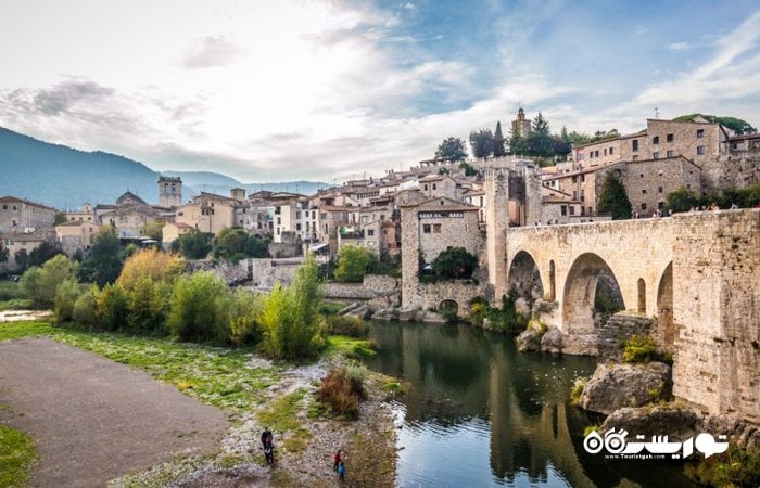 بسالو (Besalú) یکی از شگفت انگیزترین شهرهای اسپانیا