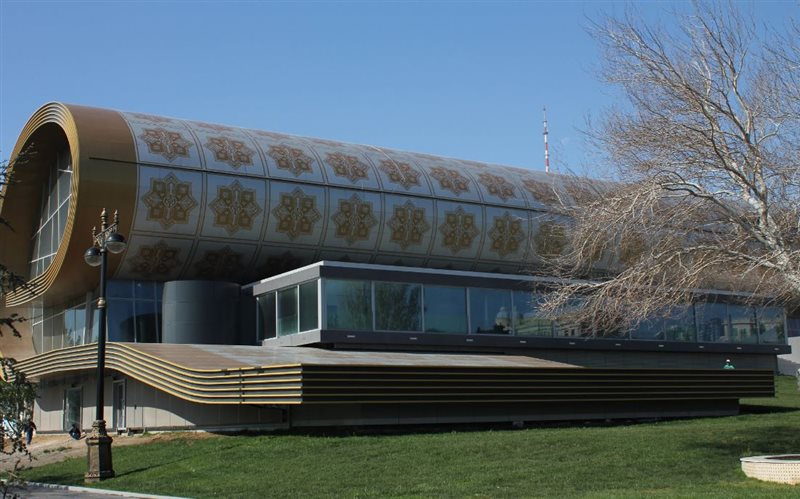 موزه فرش جمهوری آذربایجان