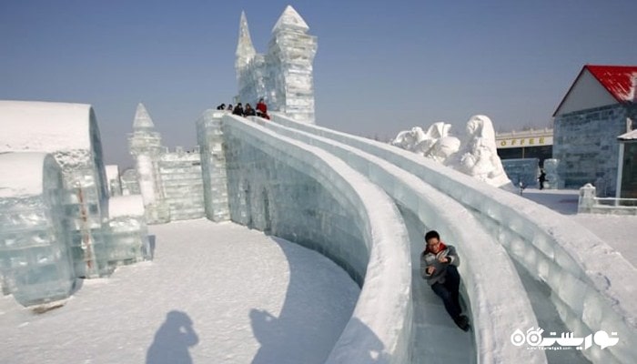 بزرگترین جشنواره برف و یخ در هاربین 