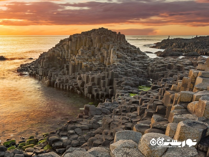 گذرگاه ساحلی جاینت (The Giant’s Causeway) در کشور ایرلند شمالی